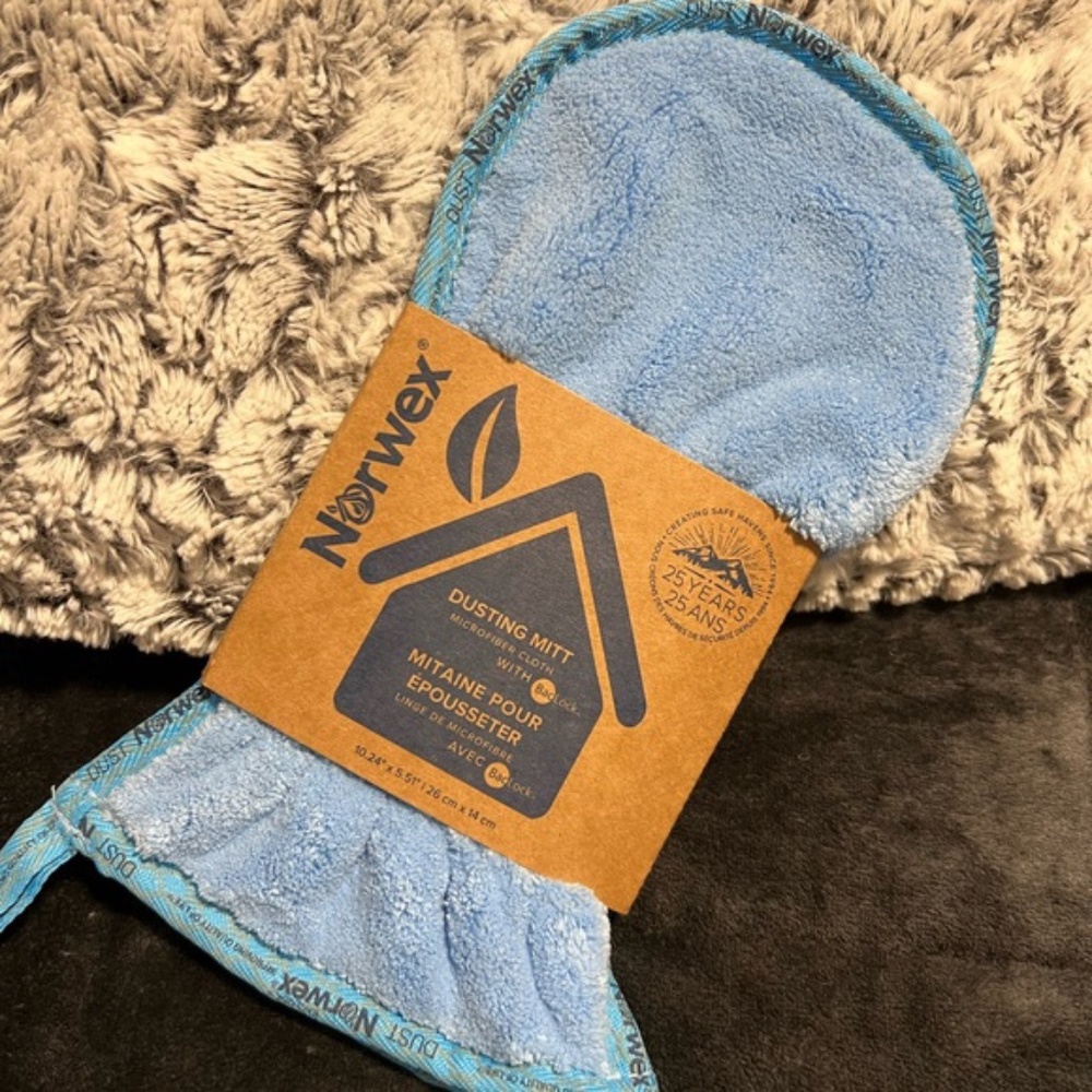 New Norwex Dusting Mitt